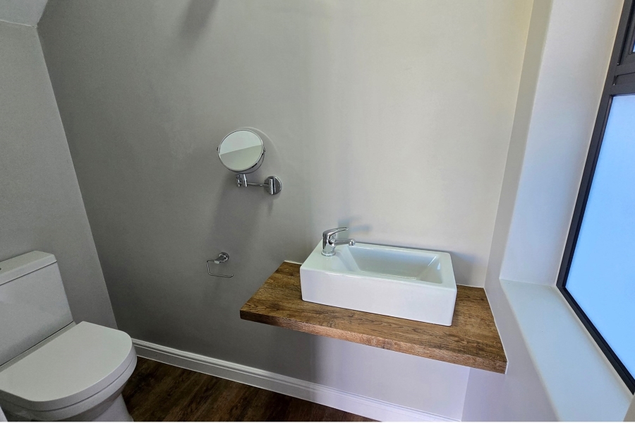 3 Bedroom Property for Sale in Aan de Wijnlanden Western Cape